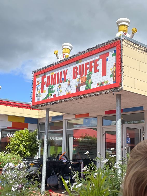Family Buffet
