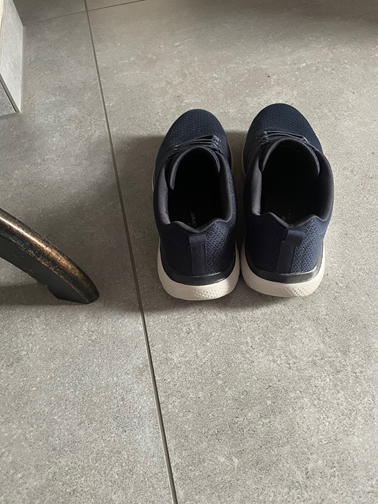 Schuhe im Weg